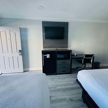 Surestay By Best Western Fresno Central Exteriér fotografie