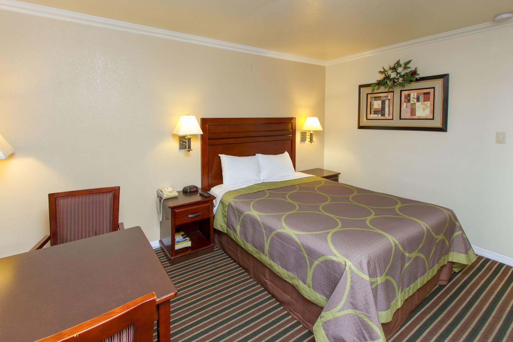 Surestay By Best Western Fresno Central Exteriér fotografie